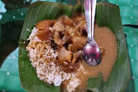 Kuliner Legendaris Semarang Nasi Gandul Mbak Tini Yang Mampu