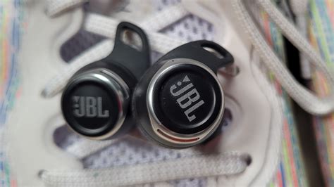 Jbl Reflect Flow Pro Review