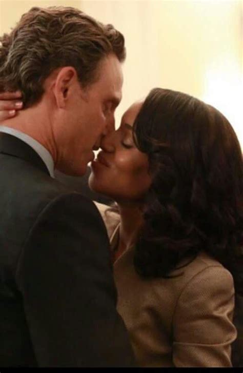 Pin By Cheryl Mack On Things I Love Olivia And Fitz Tony Goldwyn