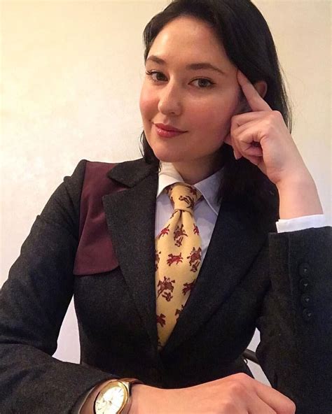 Tomboy Crush Business Dress Women Woman Suit Fashion Women Wearing Ties