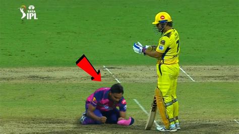 Sandeep Sharma Kneels Down In Front Of Ms Dhoni Before Throwing The