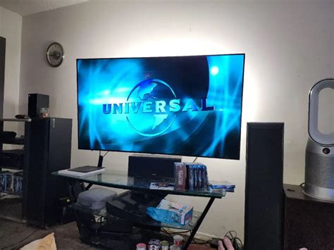 How Big Is 60 Inch TV: Dimensions In CM, MM & Inch - TFOT