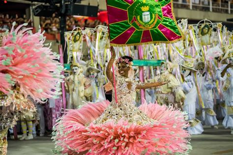 Desfile Mangueira Credito Leo Queiroz Esta O Primeira De