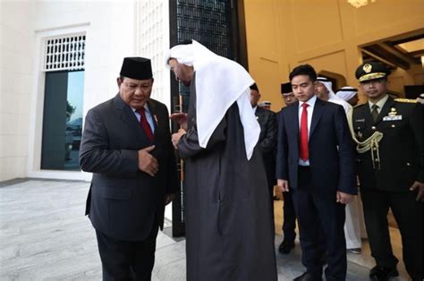 Prabowo Dan Gibran Kompak Kunker Ke Arab