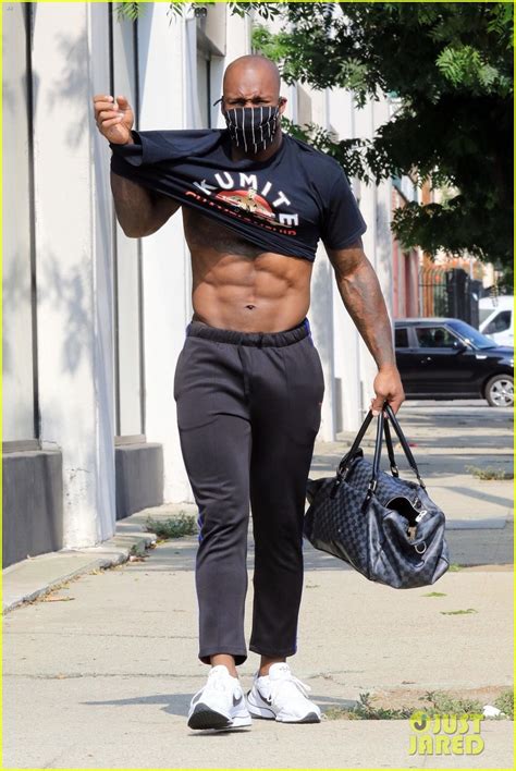 Vernon Davis Flaunts His Ripped Abs at 'DWTS' Practice!: Photo 4491182 ...