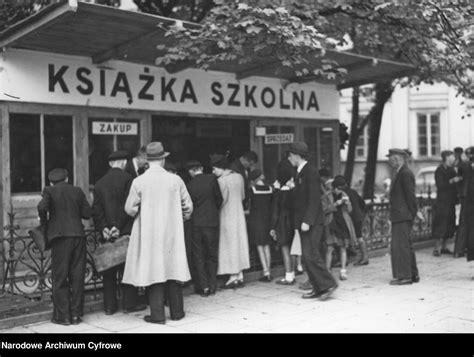 Podręczniki i edukacja w Polsce w okresie międzywojennym Czego uczono