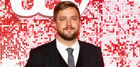 Love Island Narrator Iain Stirling Everything You Need To Know From
