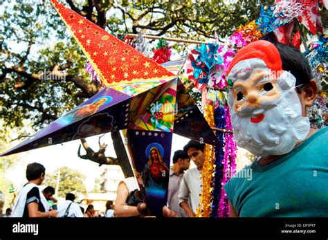 India christmas decorations hi-res stock photography and images - Alamy