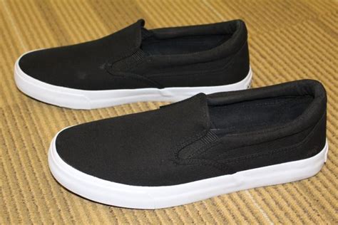 Jual Sepatu Airwalk Stitch Couture Bahan Canvas Size Slip On Hitam