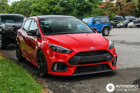 Ford Focus Rs Red Look