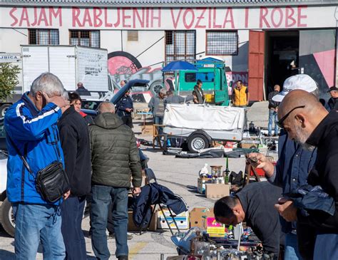 Slobodna Dalmacija Bili Smo Danas Na Uvenom Pazaru Automobila Na