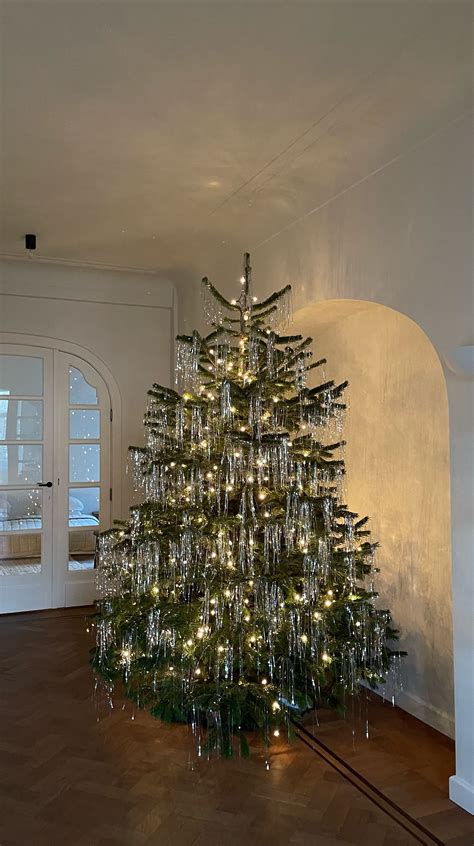 Tinsel Christmas Tree | Christmas tree inspiration, Christmas ...