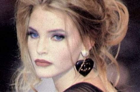 Eine Unglaubliche Blonde Sch Nheit Ehemalige Model Mit Den L Ngsten