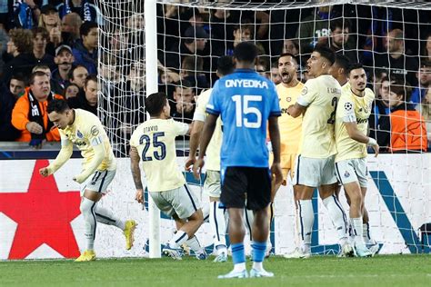 Fc Porto Vinga Se E Goleia Club Brugge Em Noite Hist Rica De