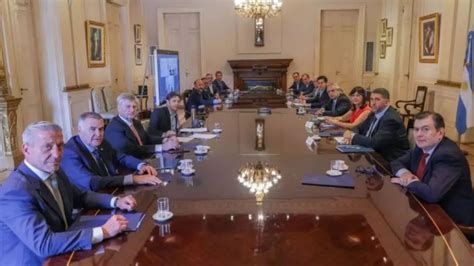 Crisis del federalismo fiscal en Argentina coparticipación extorsión