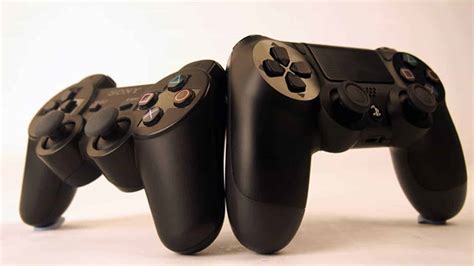 Xbox 1 Controller Vs Ps4 Controller