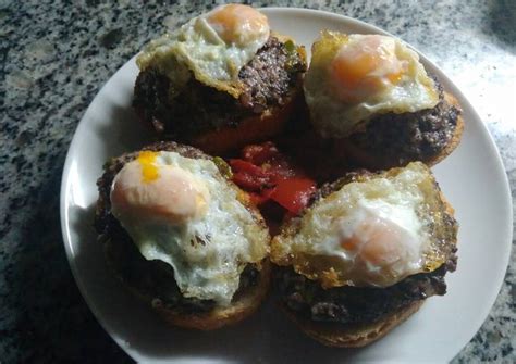 J Ruiz en la red Pintxo de paté de morcilla con huevos de codorniz