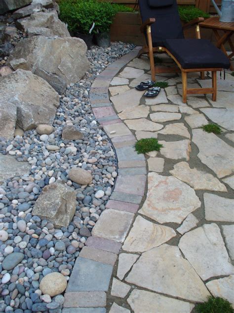 Paver Patio Edge Ideas