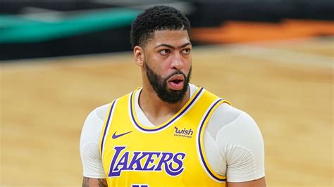 Anthony Davis Lakers News Anthony Davis Opting Out To Hit Nba Free Agency A Sea Of Blue