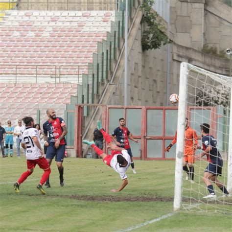 Acr Messina tris al Marina di Ragusa Adesso la Serie C è davvero a un