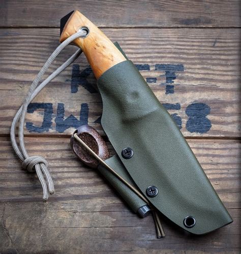 Pin by Skillups on Knives | Bushcraft knives, Knife, Bushcraft