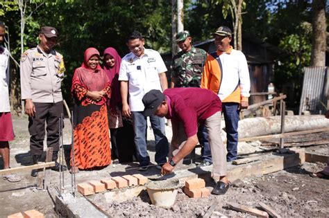 Peletakan Batu Pertama Program Rumah Layak Huni