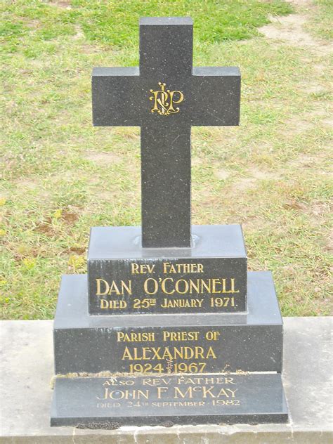 Rev Fr Maurice Daniel Father Dan O Connell Monumento