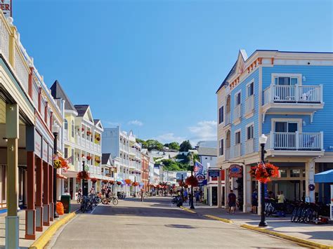Mackinac Island: Detroit Moms' Favorite Michigan Vacation Spots