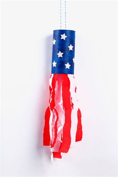 Th Of July Patriotic Windsock Craft Momswhosave