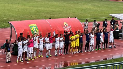 Bonek Ikut Bernyanyi Atmosfer Sampai Kau Bisa Diakhir Laga Pss Vs