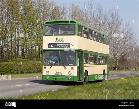 Klassischer Bus Blackpool Fotos Und Bildmaterial In Hoher Aufl Sung