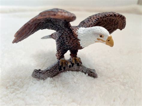 Schleich Animal Toy Bald Eagle Hobbies And Toys Toys And Games On Carousell