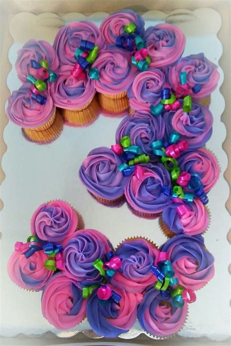 Number 3 pull apart cupcakes/ pink and purple | Birthday cupcakes, 3rd birthday cakes, Pull ...