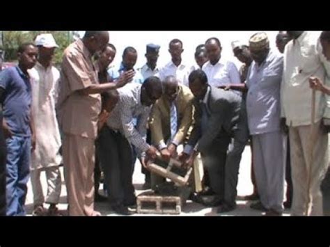 Warka Mayirka Borama Oo Dhagax Dhigay Dhismaha Kawanka M Boorama Youtube