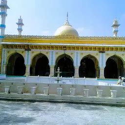 Tomb of Mughal Emperor Aurangzeb Alamgir - Historical landmark ...