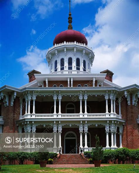 Longwood The Largest Octagonal House In America Built Beginning In