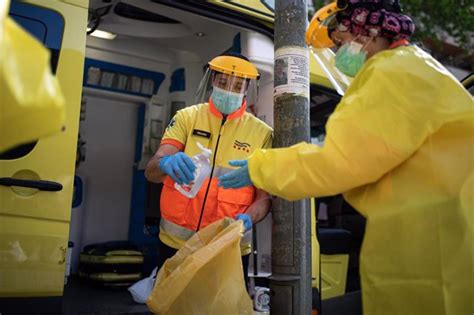 Catalunya registra 4 459 casos y 61 fallecidos más por Covid en las