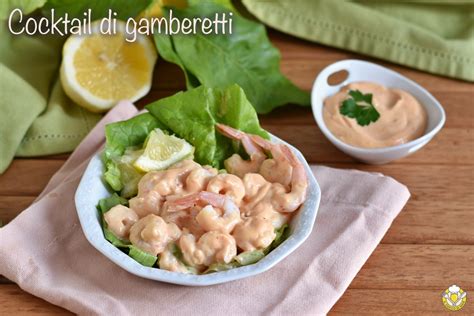 Cocktail Di Gamberetti Con Salsa Rosa Antipasto Di Mare Semplice E Vintage