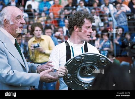 Fußball Bundesliga 1974 1975 Stadion bin Boekelberg Borussia