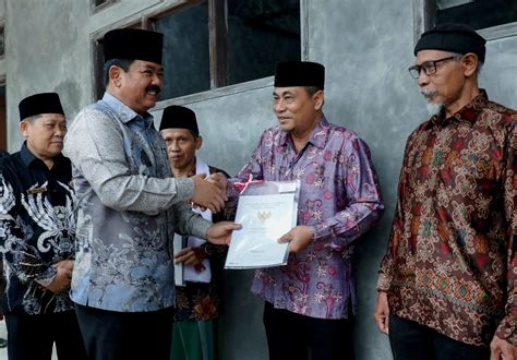 Bontang Jadi Kota Lengkap Pertama Di Bumi Borneo Indonesia Parlemen