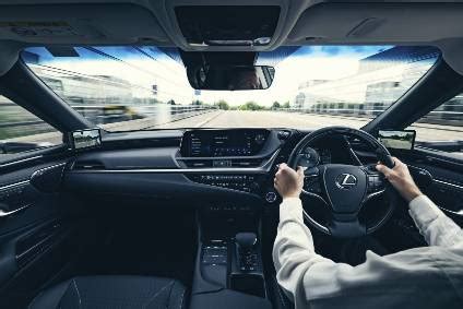 Interior design and technology – Lexus ES - Just Auto