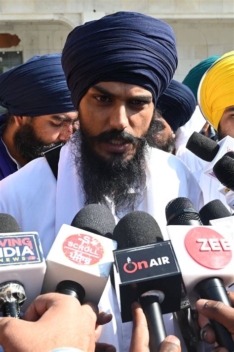 Anger Mounts Among Sikh Diaspora As Indian Police Cut Internet In Search For Fugitive Separatist