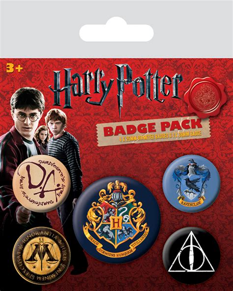 Set Insigne Harry Potter Hogwarts Pyramid International