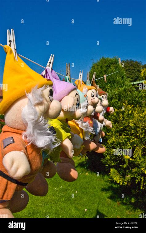 Snow Whites Seven Dwarfs Hi Res Stock Photography And Images Alamy