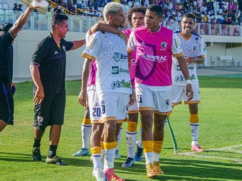 Neto Lamenta Empate Mas Celebra Hat Trick Pelo Falcon Vai Chegar