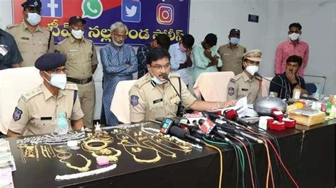 Fake Godman Arrested In Telangana For Duping People Gold And Cash