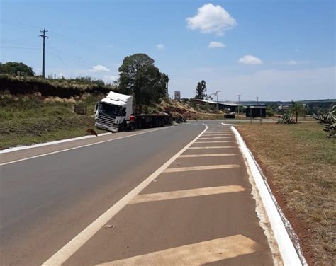 Sa Da De Pista Registrada Na Br Em Barrac O R Dio Club Fm