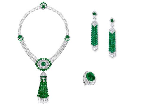 Graff opens first Singapore boutique
