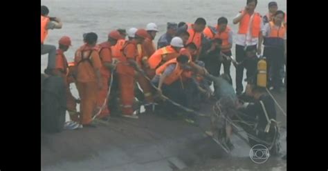 Jornal Hoje Barco Naufraga Em Rio Na China 458 Pessoas A Bordo