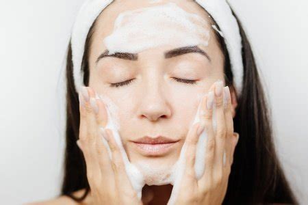 Cada Cu Nto Debes Realizarte Una Limpieza Facial Profunda